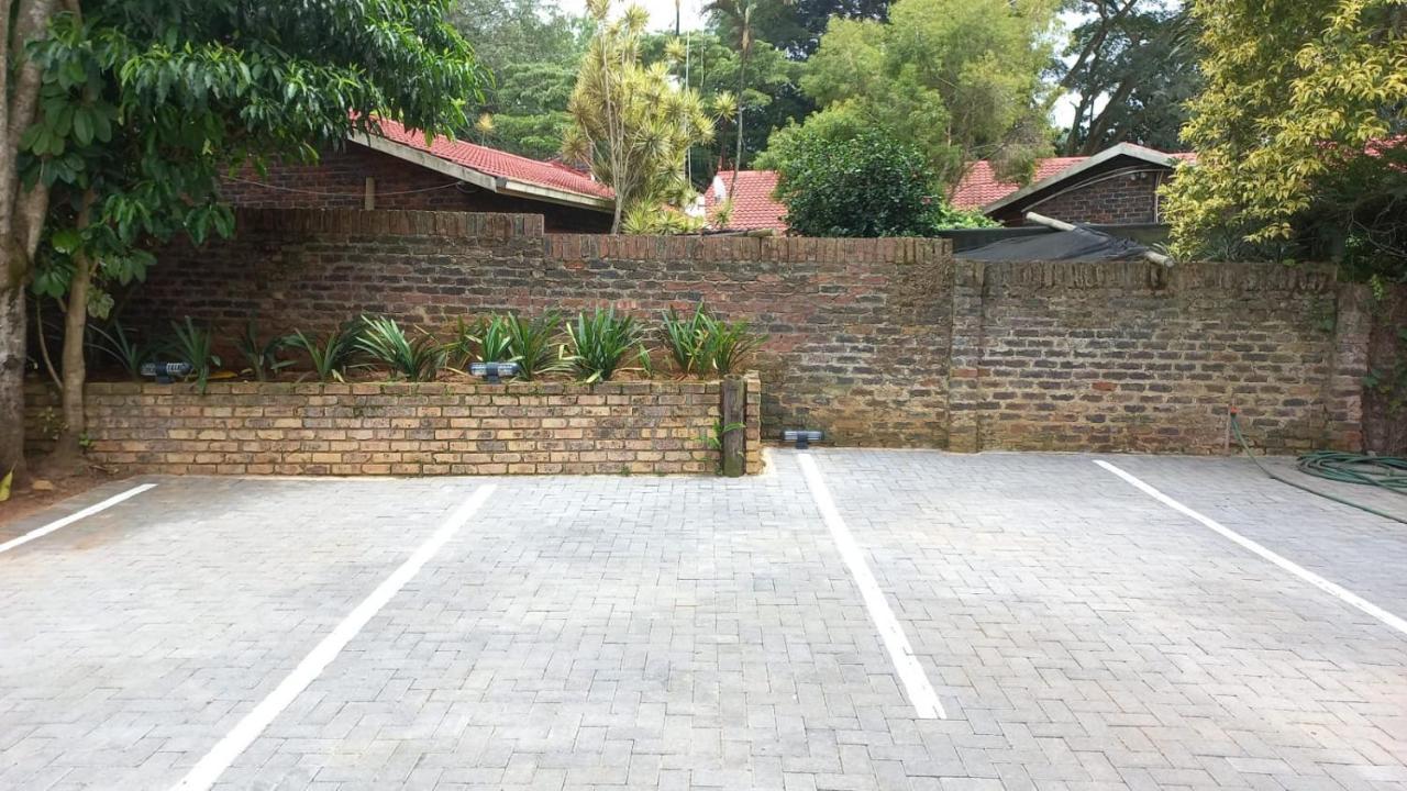 Kruger'S Guest House Уайт-Ривер Экстерьер фото