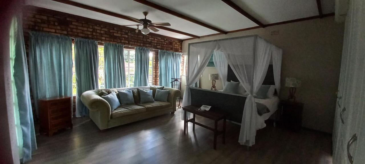 Kruger'S Guest House Уайт-Ривер Экстерьер фото